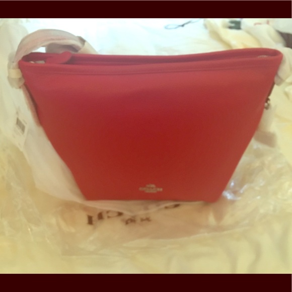 Coach Women’s Pebbled Mini Dufflette - Picture 1 of 3